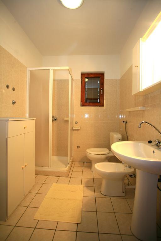 Apartment & Room Dinka, Krk Krk Town Exterior photo